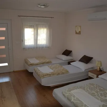 Pansion Ivan Guest house