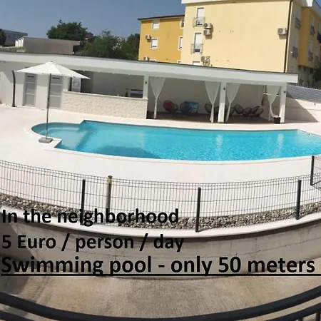 潘逊伊万旅馆 招待所 2*