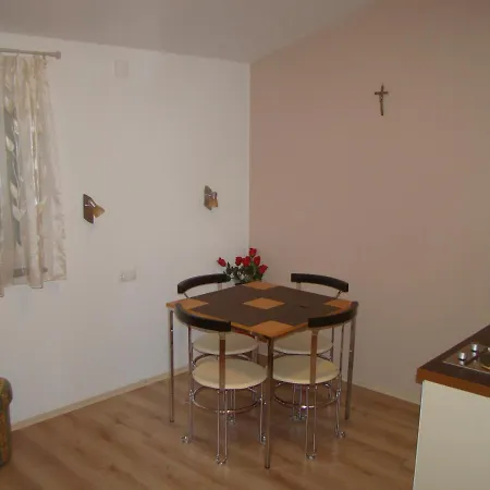 招待所 潘逊伊万旅馆 2*